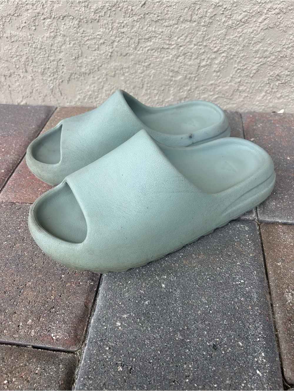 Yeezy Slides